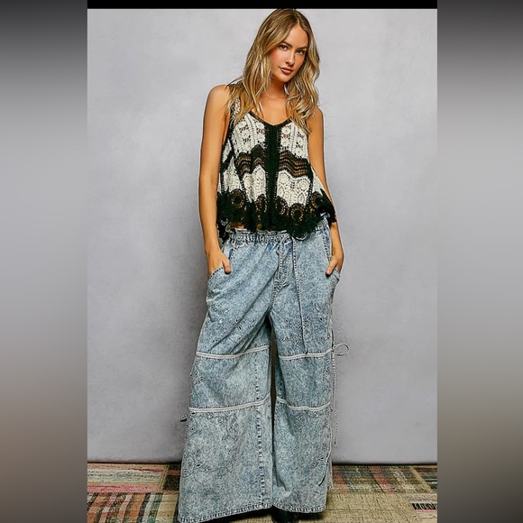 POL Tops - 645. Scalloped a crocheted knit sleeveless top black